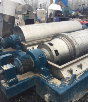 Horizontal Screw Centrifuge