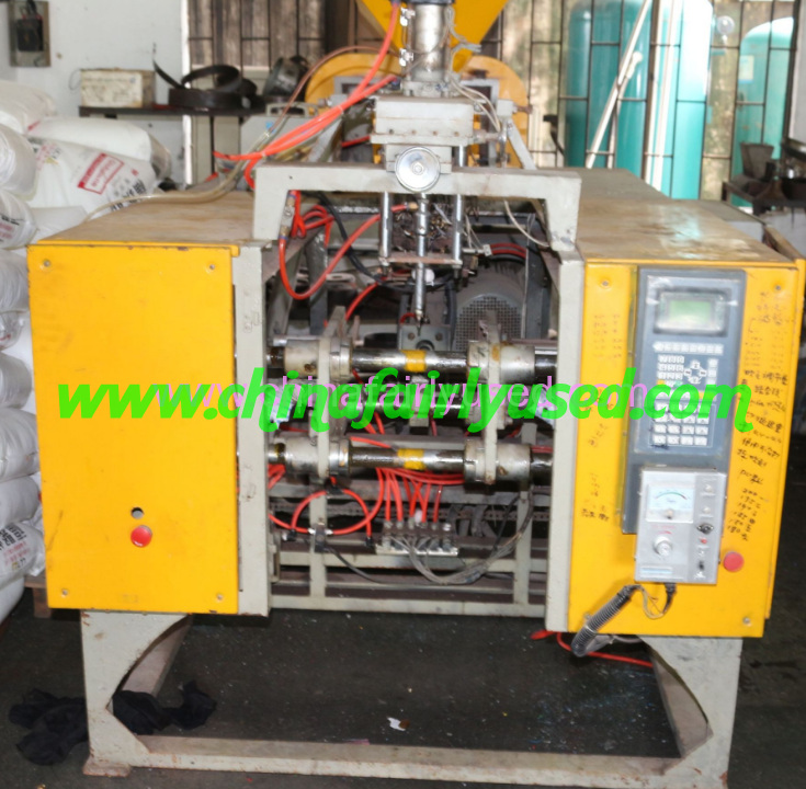 bottle blowing machine