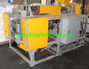 bottle blowing machine
