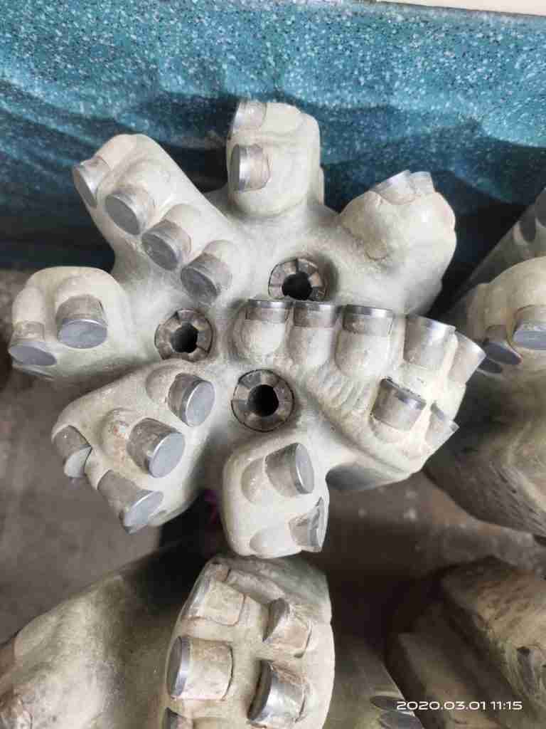 oil drill bit