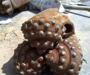 tricone bit