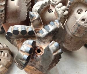 Used oil pdc drill bit