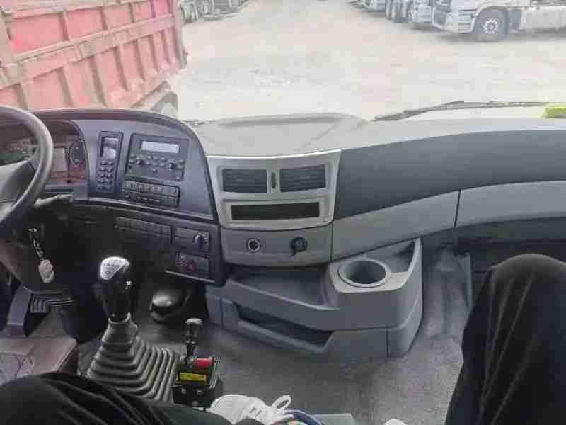 Heavy Duty Truck