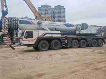 Used Crane Zoomlion 260tons for Sale