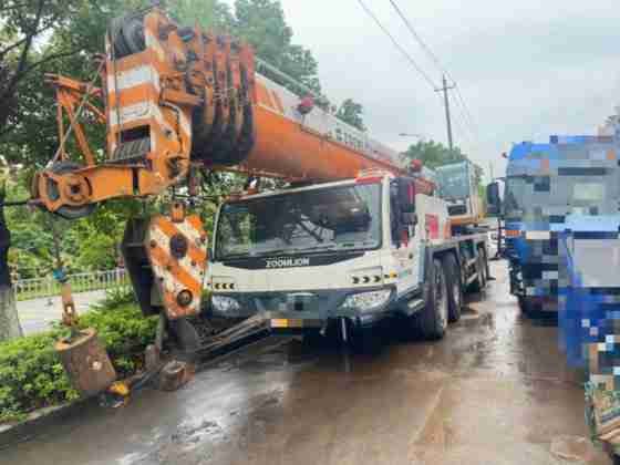 Used Zoomlion 80V5 Truck Crane For Sale