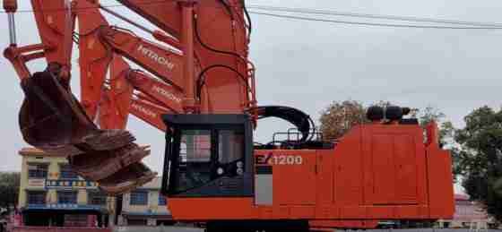 Used Hitachi 1200 Excavator for sale