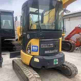 Used_excavator_Komatsu_PC35_MR-5_for_sale (1)