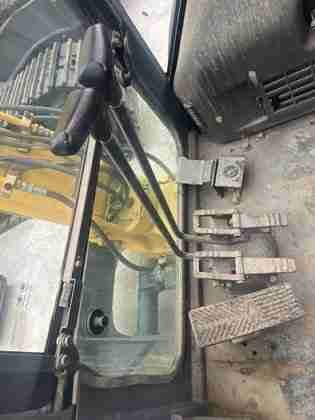 Used_excavator_Komatsu_PC35_MR-5_for_sale (1)