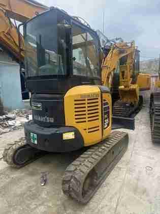 Used_excavator_Komatsu_PC35_MR-5_for_sale (1)