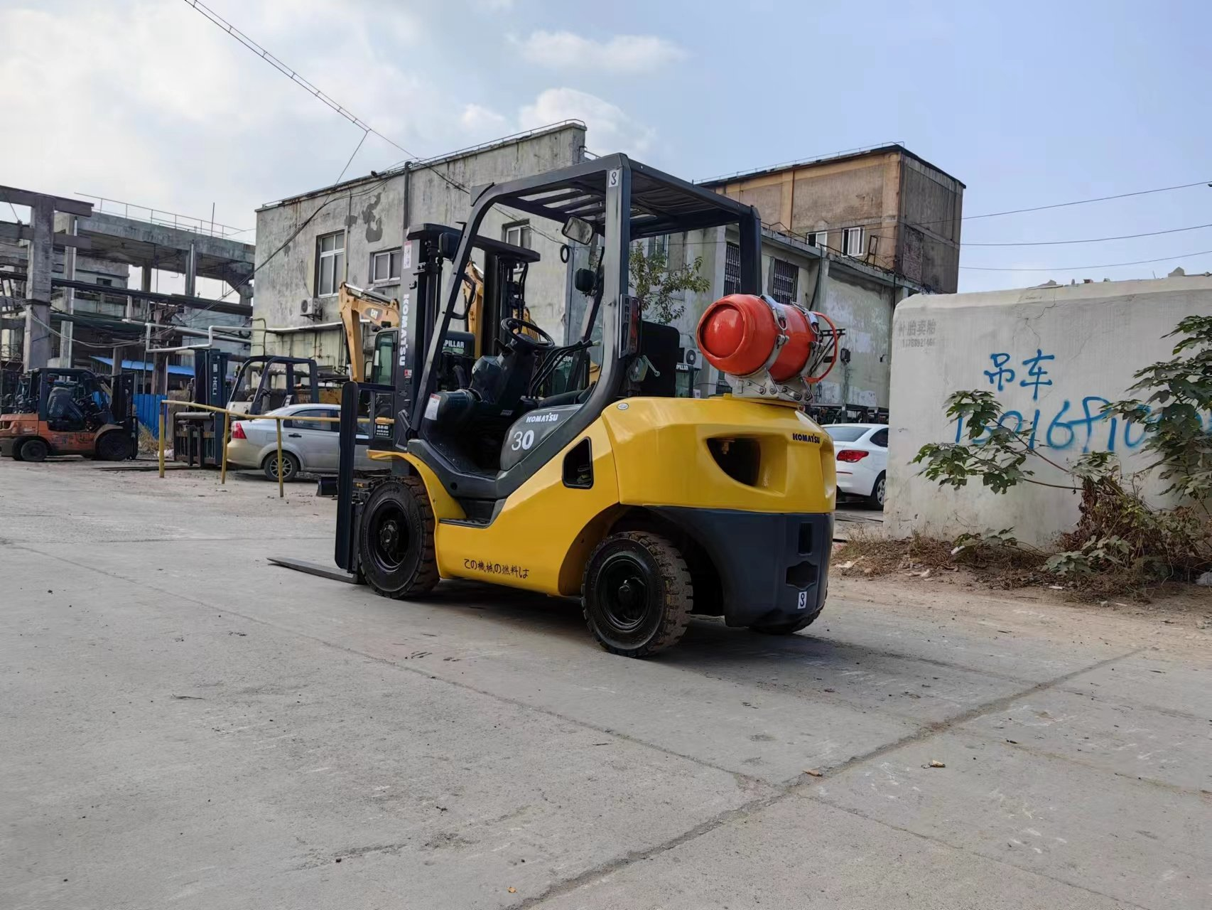 Used Komatsu FD30 Forklift for sale