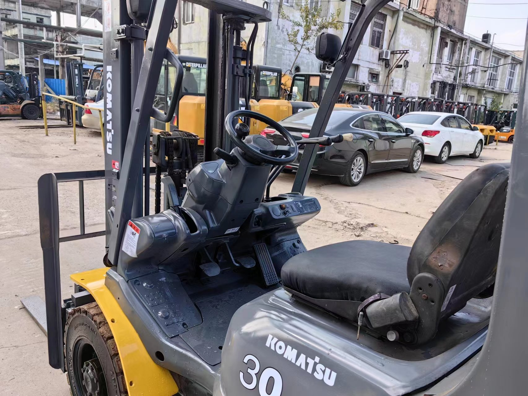 Used Komatsu FD30 Forklift for sale