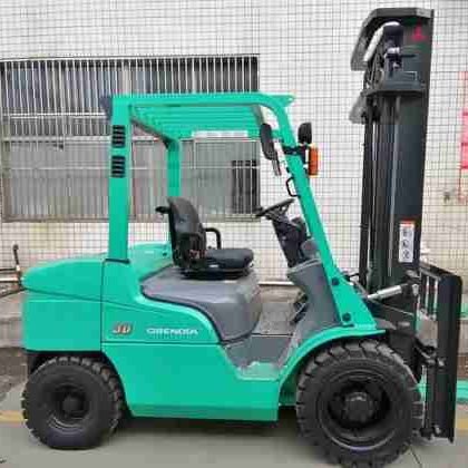 Used MITSUBISHI FD30NT forklifts for sale
