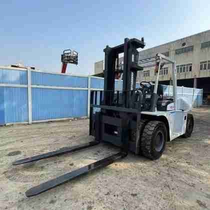 Used TCM FD70 Forklift for sale