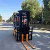 Used Toyota FD30 forklift for sale