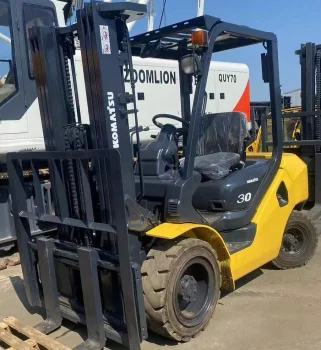 Used komatsu FD30 17 Forklift for sale 4