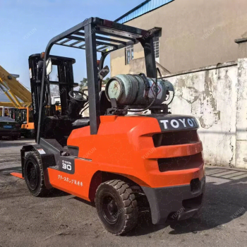 Used TOYOTA FGZN30 Forklift for Sale