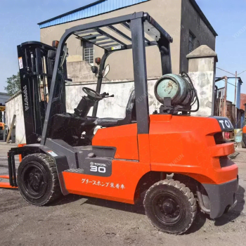 Used TOYOTA FGZN30 Forklift for Sale