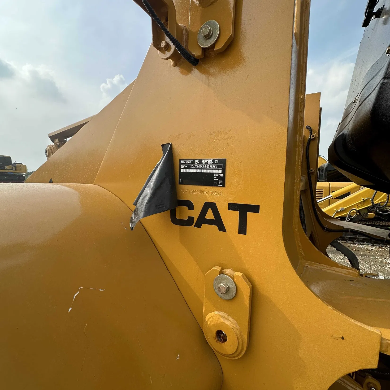 Used_CAT_966H_Loader_for_Sale