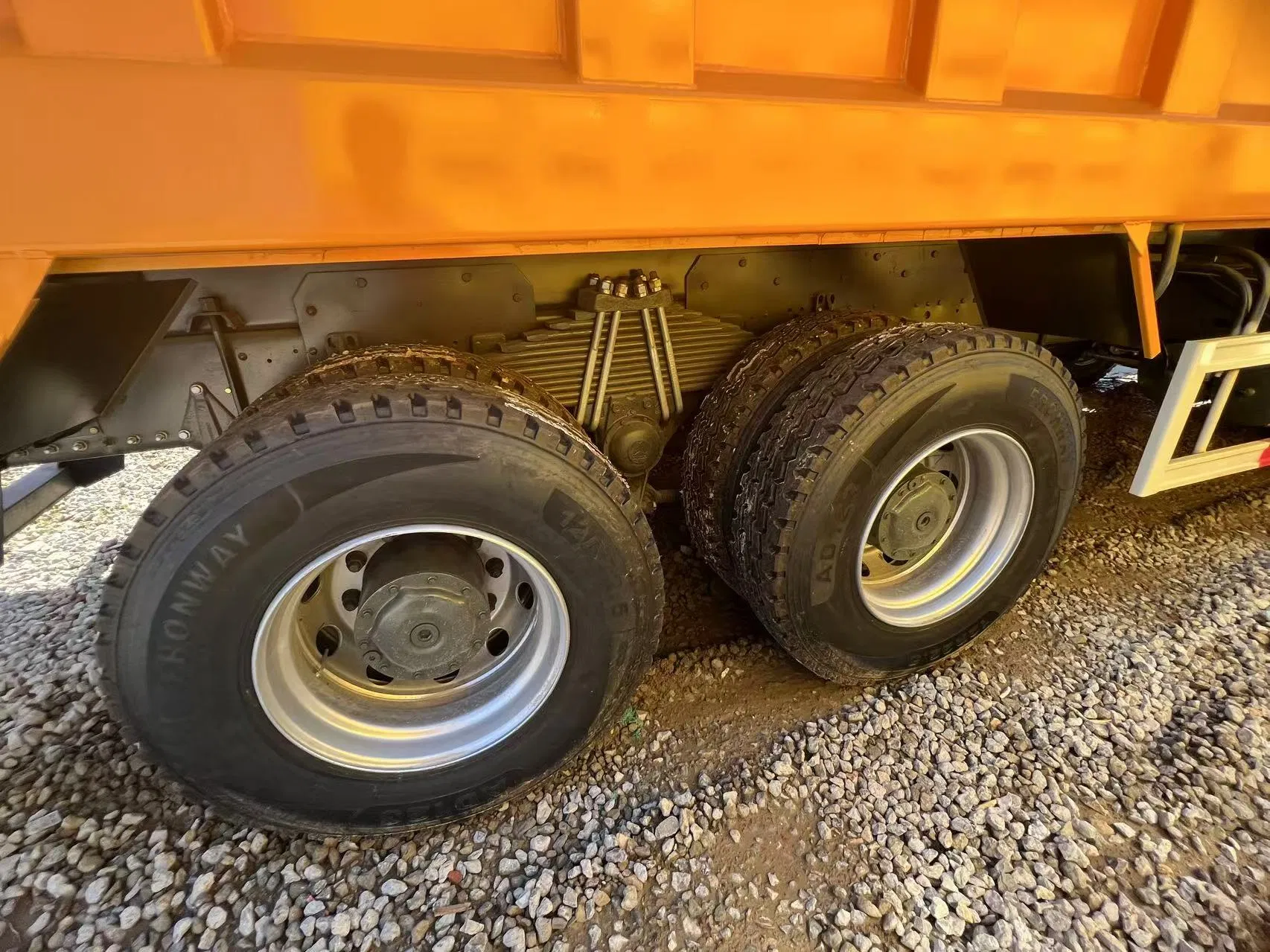 Used HOWO SINOTRUK 371HP Truck for Sale