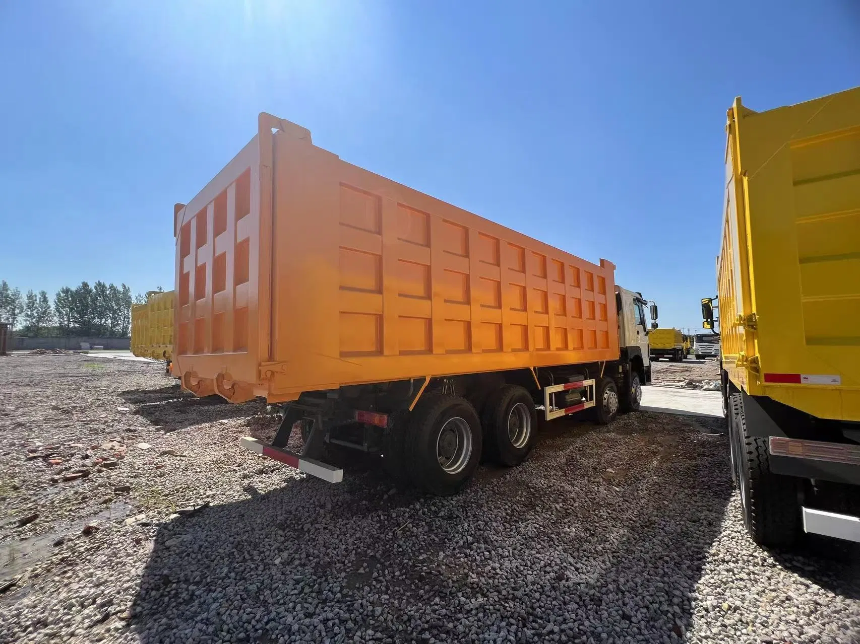 Used HOWO SINOTRUK 371HP Truck for Sale