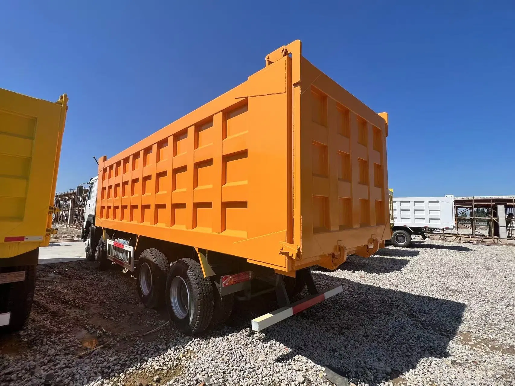 Used HOWO SINOTRUK 371HP Truck for Sale