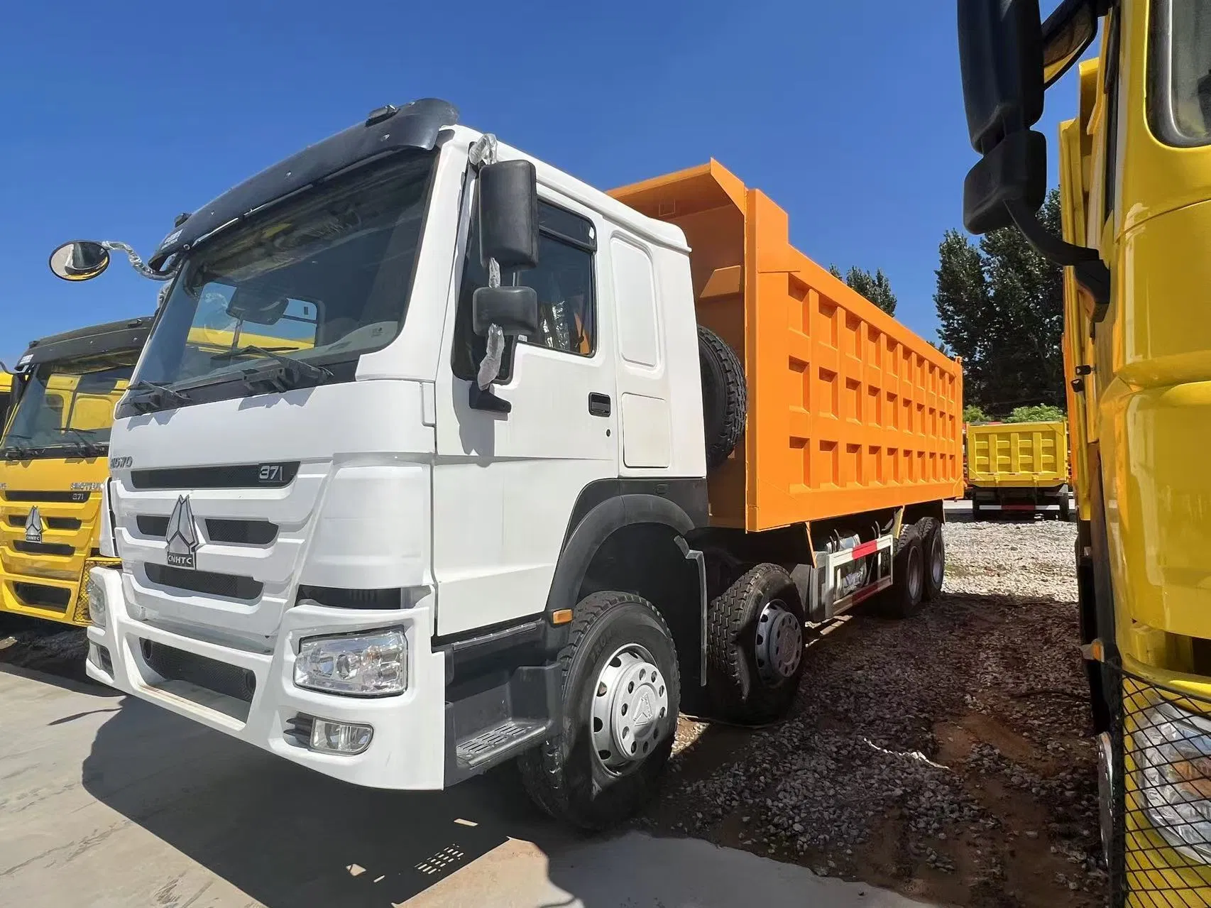 Used HOWO SINOTRUK 371HP Truck for Sale
