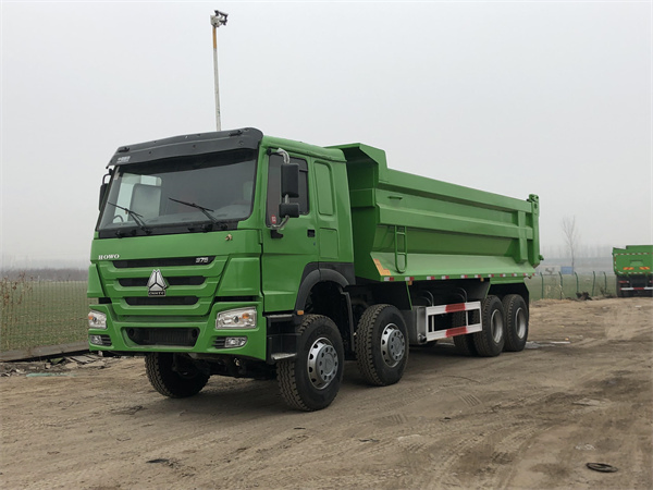 Used HOWO SINOTRUK 375HP Truck for Sale