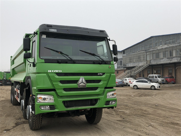 Used HOWO SINOTRUK 375HP Truck for Sale