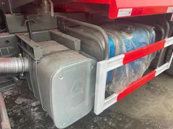 Used Howo 371hp Dump Truck for Sale 6