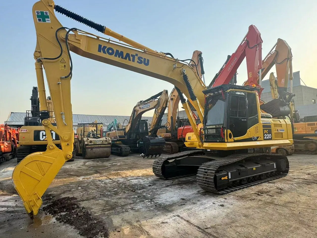 Used Komatsu PC220-8 Excavator for Sale