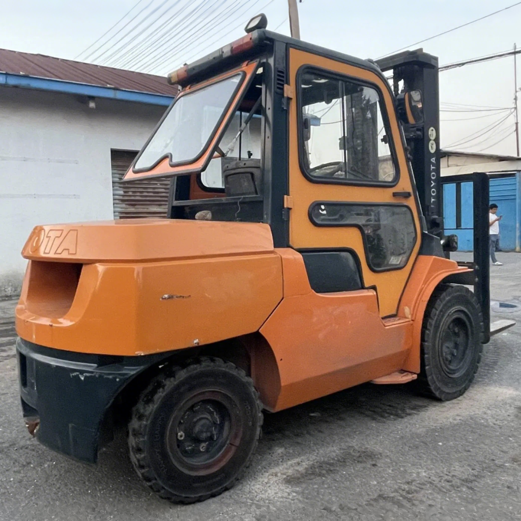 Used_TOYOTA_FD50_Forklift_for_Sale