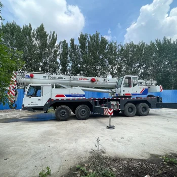 Used Zoomlion 50 Tons Truck Crane for Sa 2
