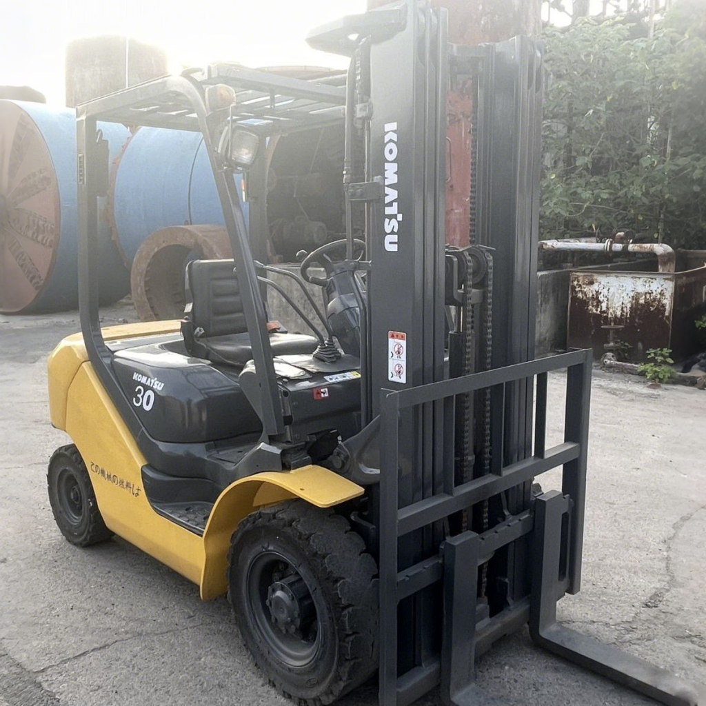 Used Komatsu FD30 Forklift for Sale