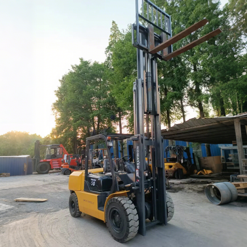 Used Komatsu FD50 Forklift for Sale