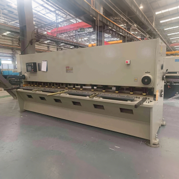 Used CNC Hydraulic Cutting Machine for Sale 1