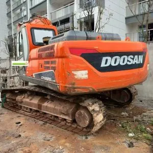 Used DOOSAN DX225LC