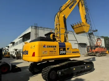 Used Japan PC200 8 Excavator for Sale 2
