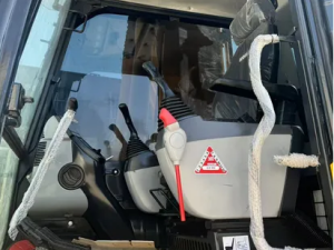 Used Japan PC200 8 Excavator for Sale 41