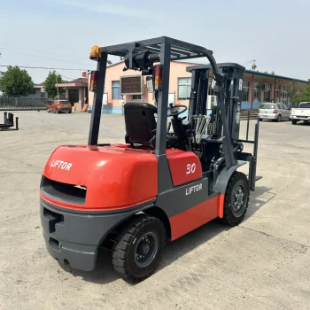 Used LIFTOR CPC30 Forklift for Sale 3