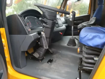 Used XCMG QY70KC Truck Crane for Sale 5