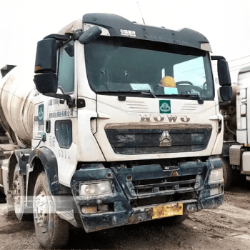 Used XCMG G4804B Cement Mixer Truck for Sale4