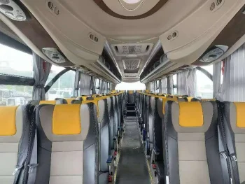 Used 31 50 Seats Tour Coach Bus for Sa 5