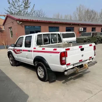Used Nissan 2020 Pickup Truck for Sale 2