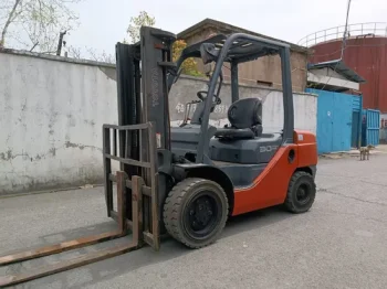 Used TOYOTA 8FD30 Diesel Forklift for Sale 2