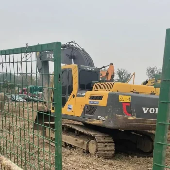 Used Volvo 210 Crawler Excavator for S 1