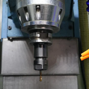 Used AK05M CNC Milling Machine for Sale 5