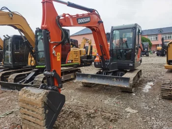Used Doosan DX60 Crawler Excavator for Sale 2