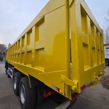 Used HOWO 8x4 Dump Truck for Sale 2