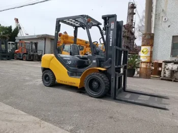 Used KOMATSU FD30 17 Diesel Forklift for Sale 4