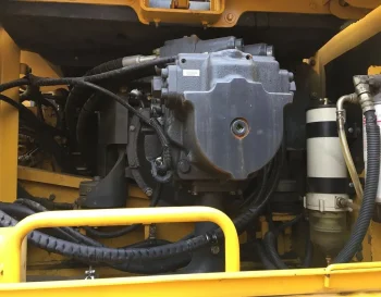 Used Komatsu PC400 8 Crawler Excavator for Sale 2